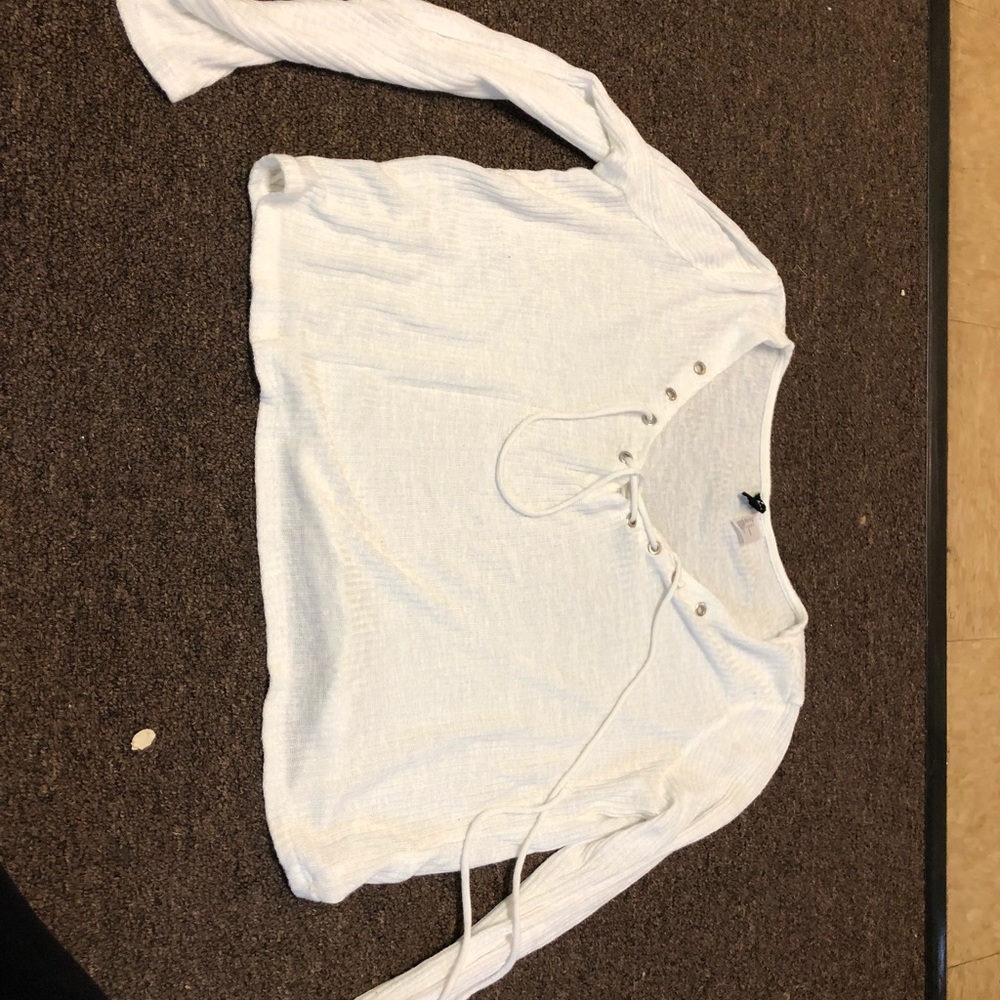 White crop top